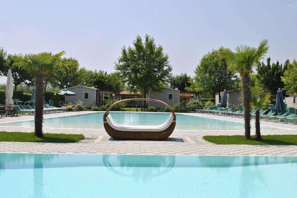 Camping Da Giovanni Peschiera del Garda Exterior foto