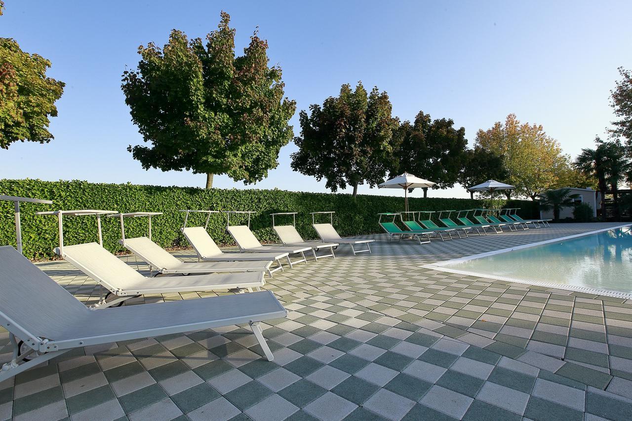 Camping Da Giovanni Peschiera del Garda Exterior foto